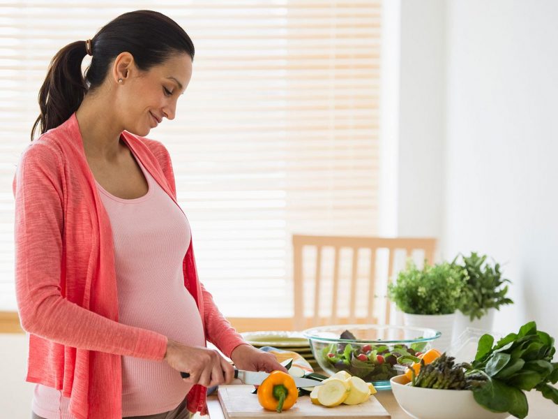 Dinh dưỡng từ hoa thiên lý - Món ăn giúp thai nhi khỏe mạnh